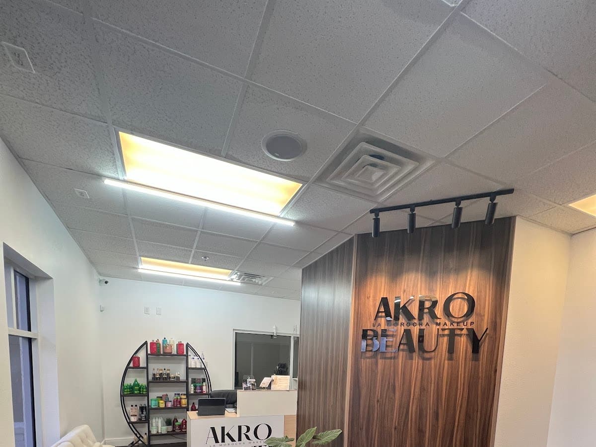 AKRO Beauty Studio by La Morocha Makeup