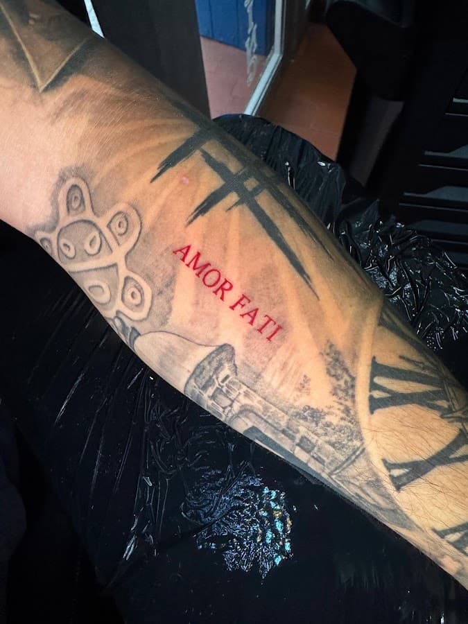Eternal tattoo studio — foto