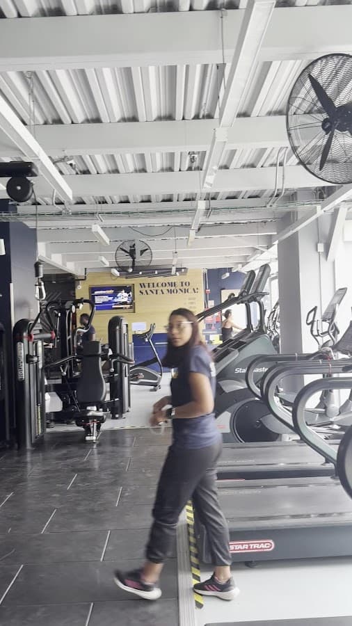 Fitness 24 seven Santa Monica — foto
