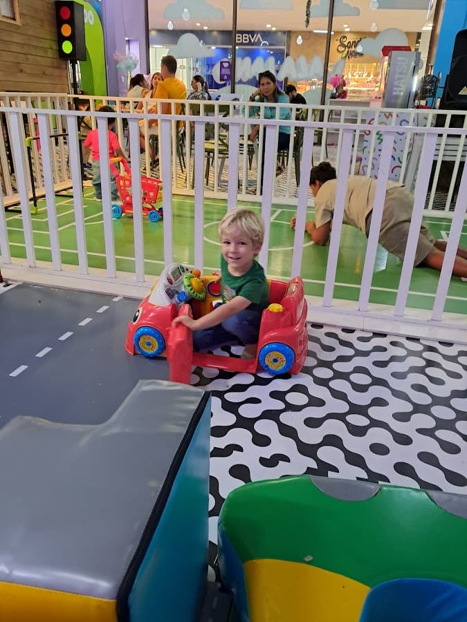 Divertente | Restaurante y parque infantil Barranquilla — foto