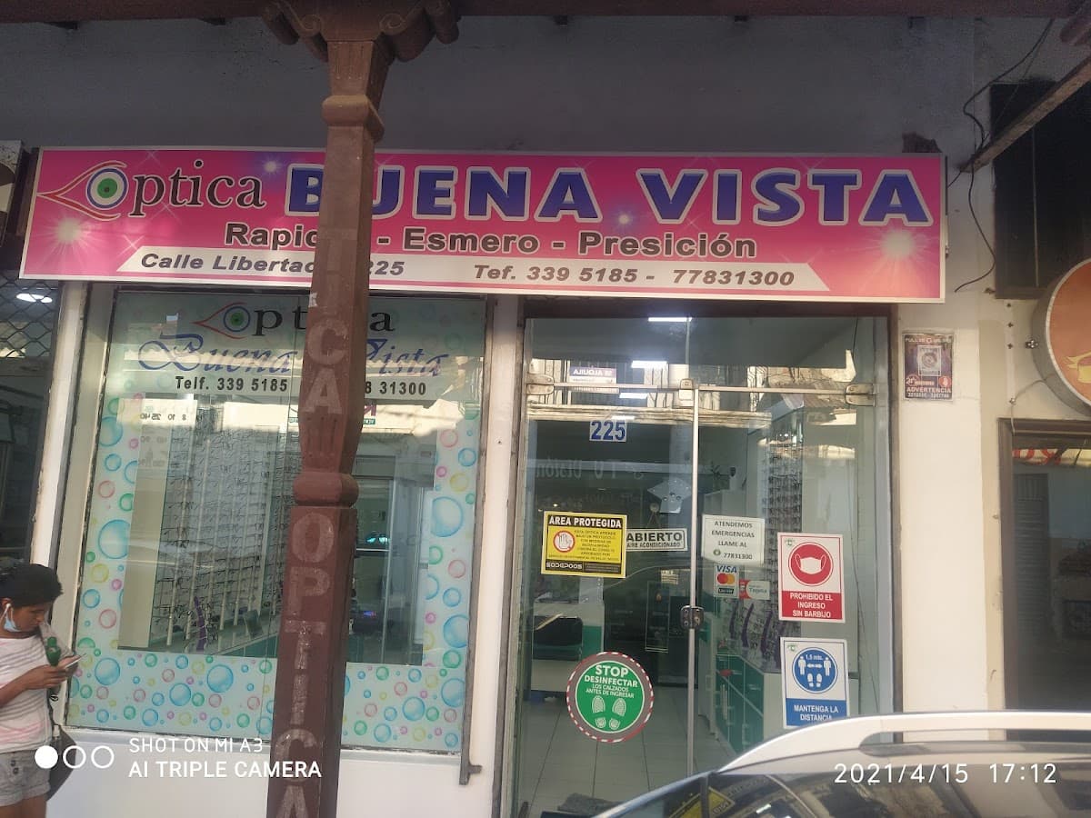 Ópticas Montalvo — foto