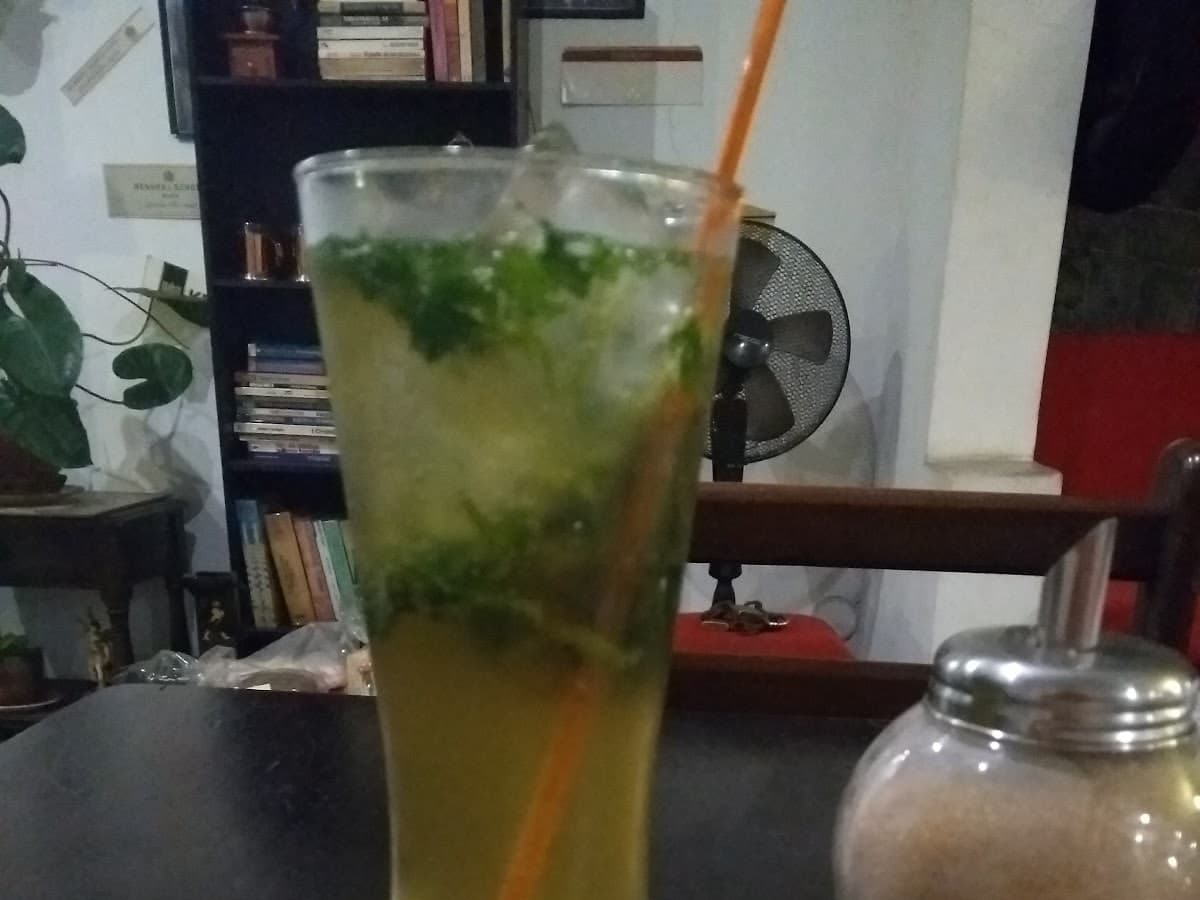 Seven Café & Bar — foto