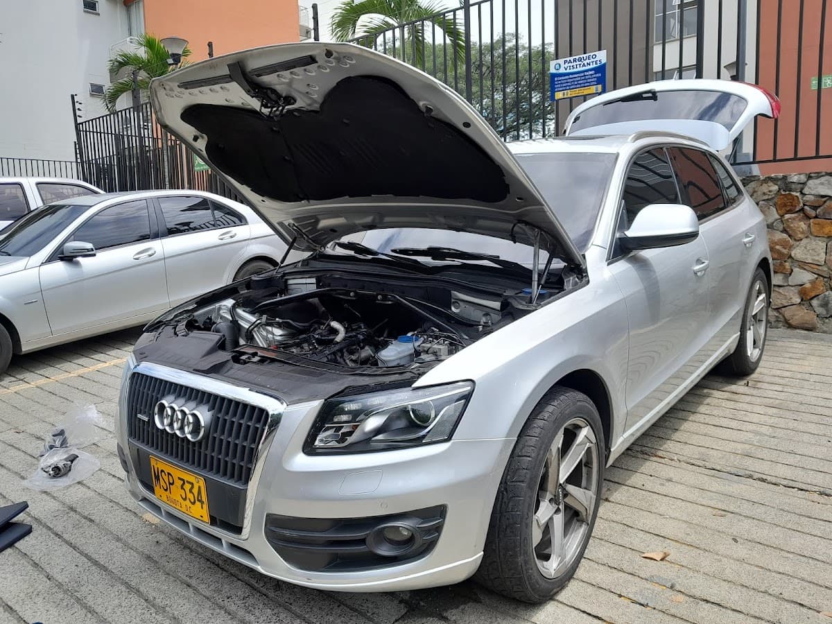 Mecánico automotriz a domicilio M&D — foto