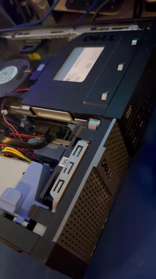 PCMACUNIVERSE APPLE & WINDOWS COMPUTER REPAIR SERVICE — foto