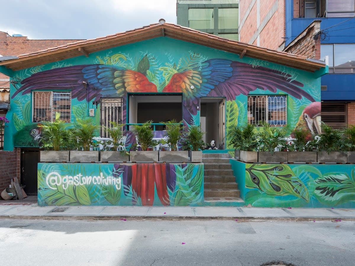 Hostal la 80 — foto