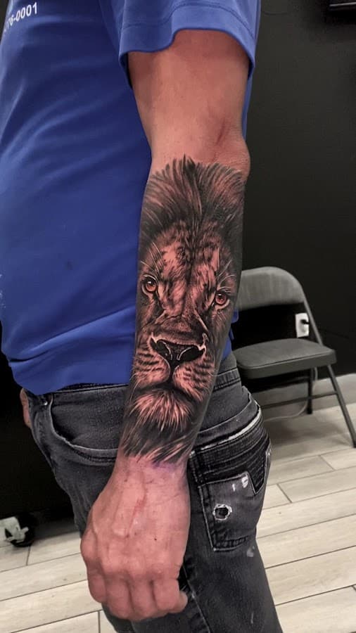 Tatt 'Em Up Tattoos & Piercings — foto