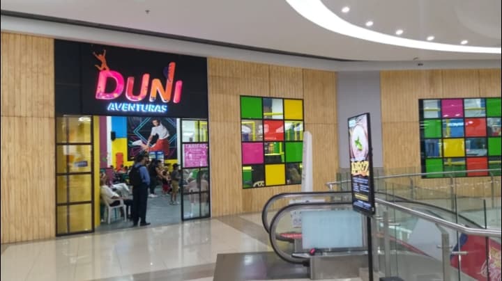 Duni Aventuras Trampoline Park Bucaramanga — foto