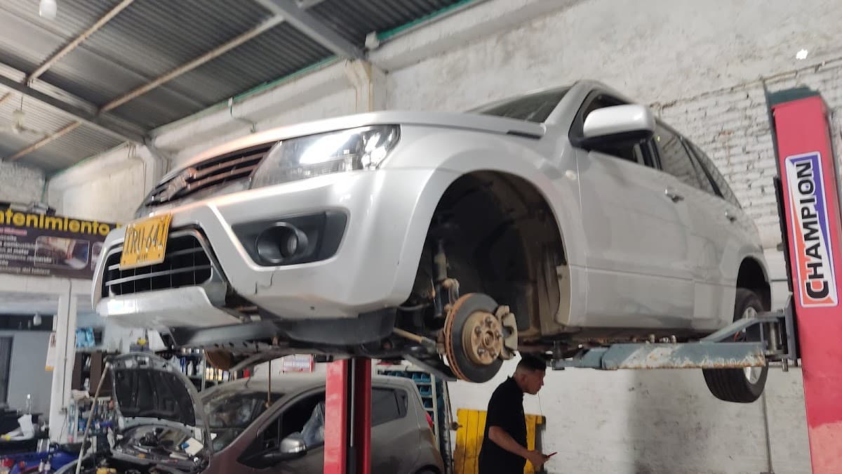 SERVIAUTO GASOLINA Y DIESEL S. A. S — foto