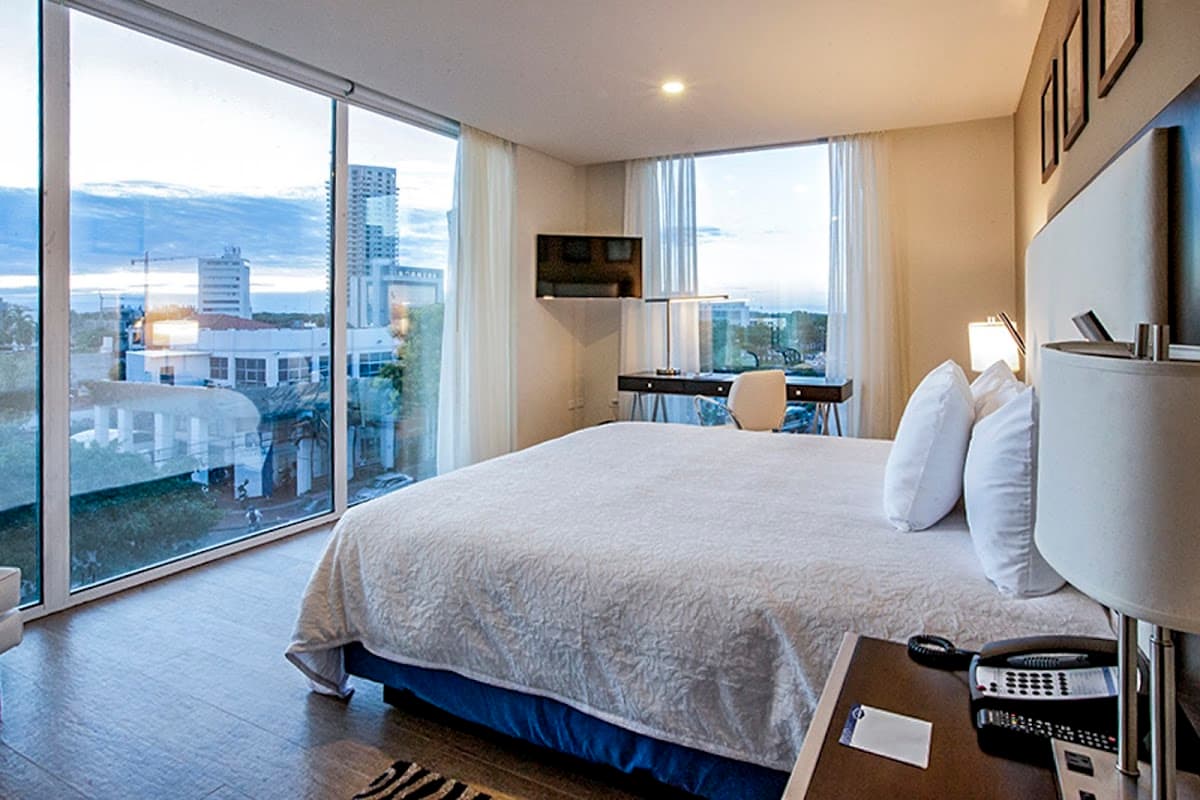 Hampton by Hilton Santa Cruz/Equipetrol, Bolivia — foto