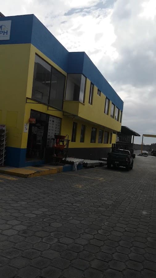 FERRETERÍA RPH LLANO GRANDE — foto