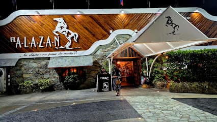 El Alazan — foto