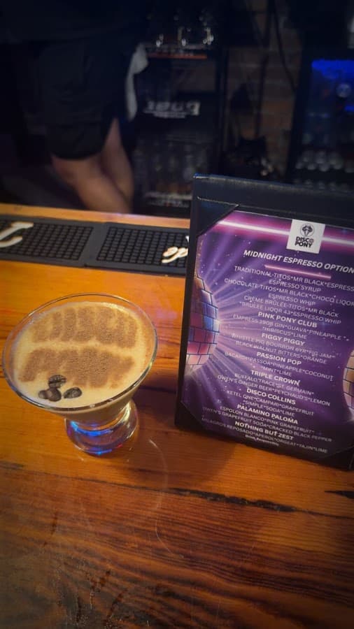 Disco Pony Nightclub — foto