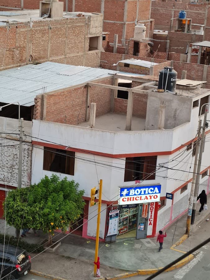 BOTICA CHICLAYO — foto