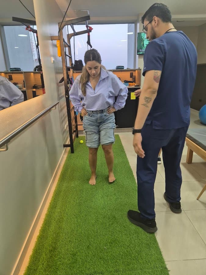 Centro de Rehabilitación Física Neurokinetic Samborondón