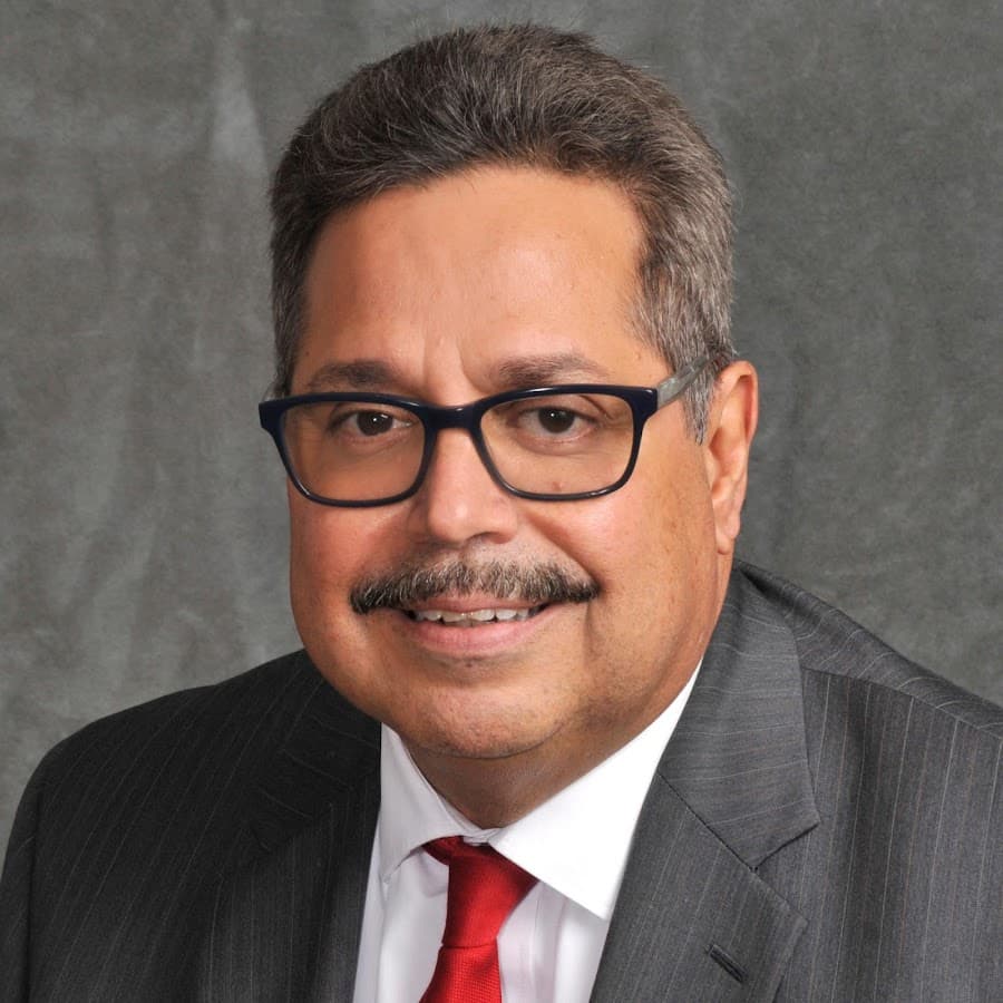 Edward Jones - Financial Advisor: Daniel Morales — foto