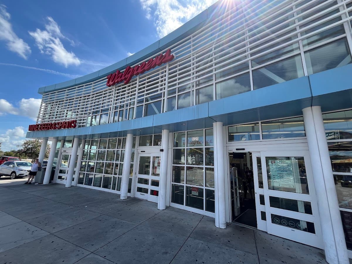 Walgreens Liquor — foto