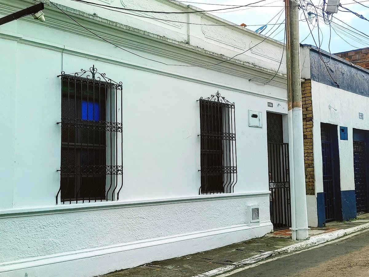 Sandalio Hostal — foto