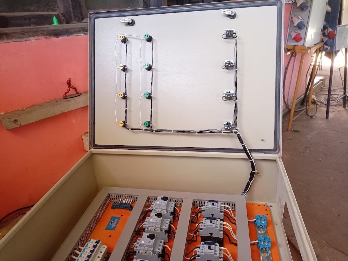 ELECTRITEC Servicios Eléctricos
