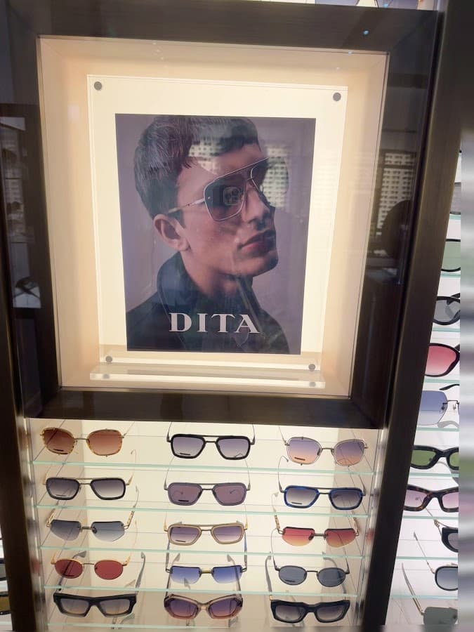 Edward Beiner Eyewear in Disney Springs — foto