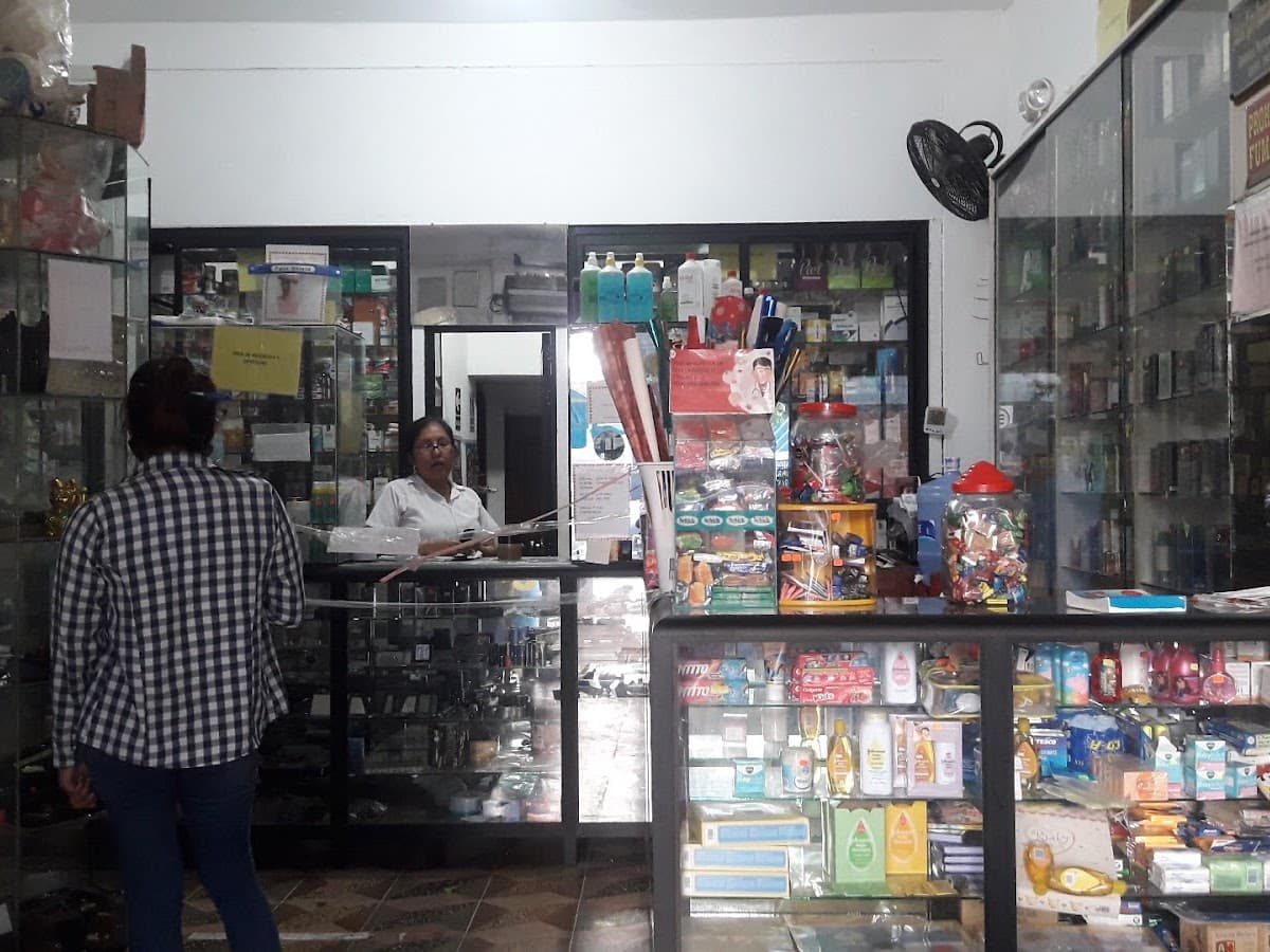 QF Farmacia Magistral - Pucallpa — foto