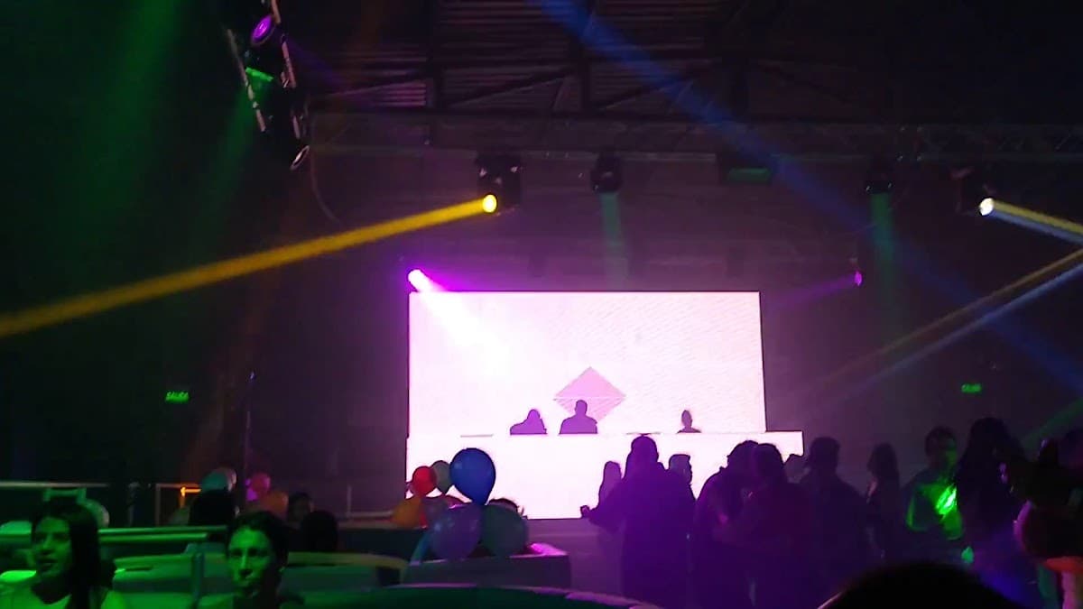 LAND DISCO — foto