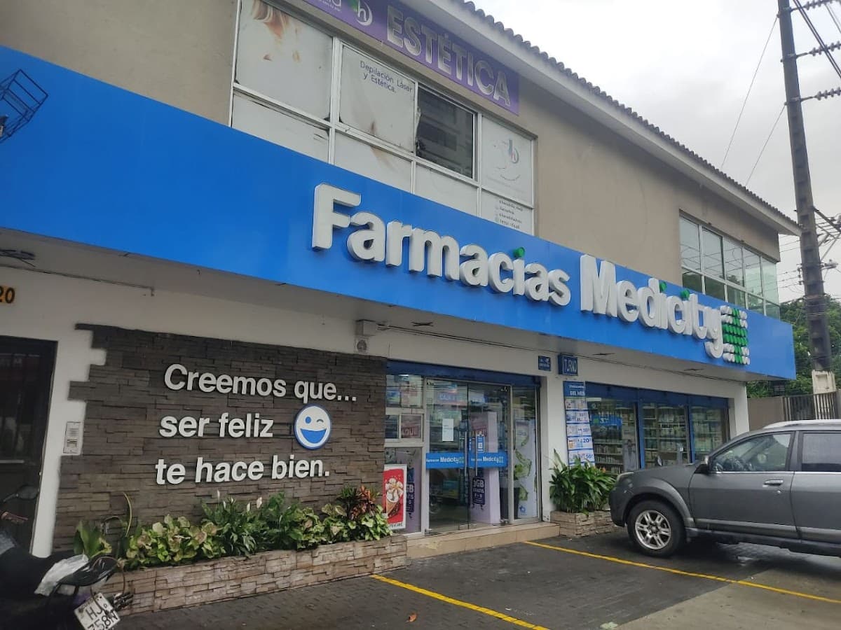 Farmacias Medicity Guayaquil Los Ceibos — foto