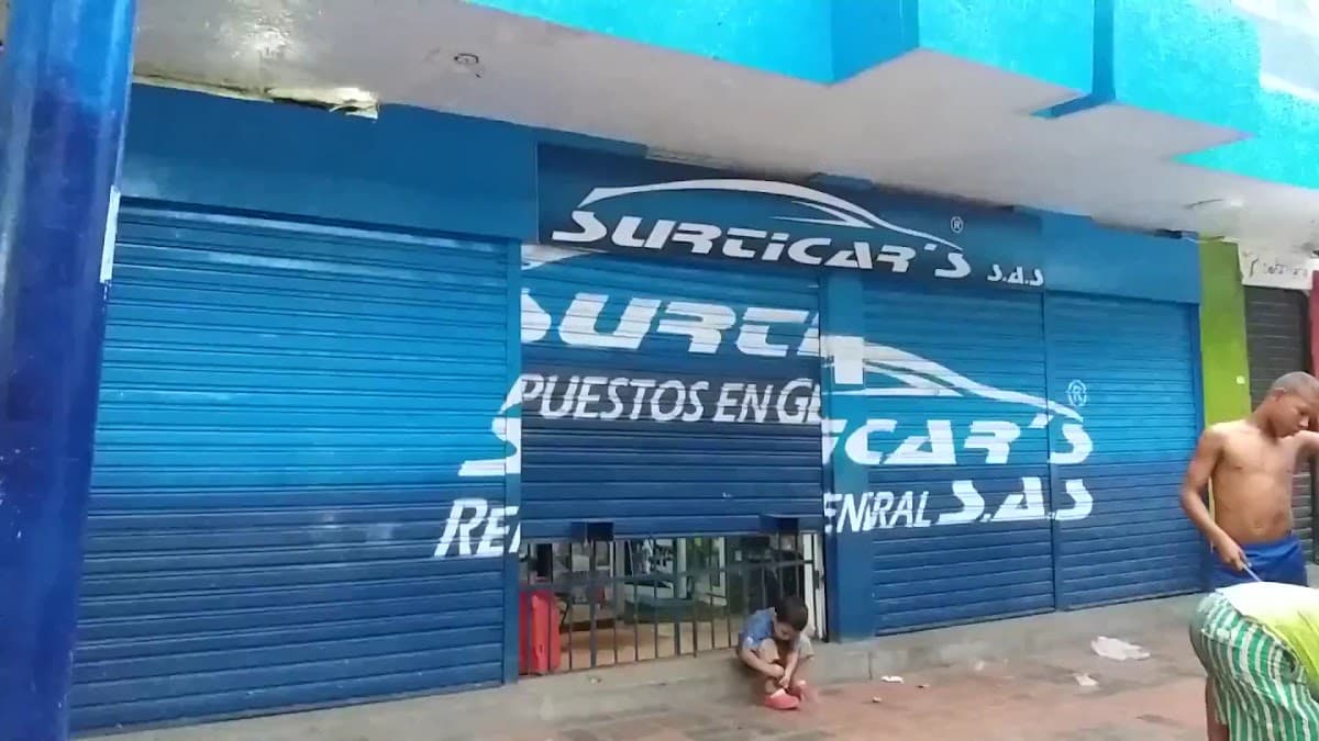 Surticars - Mercado — foto