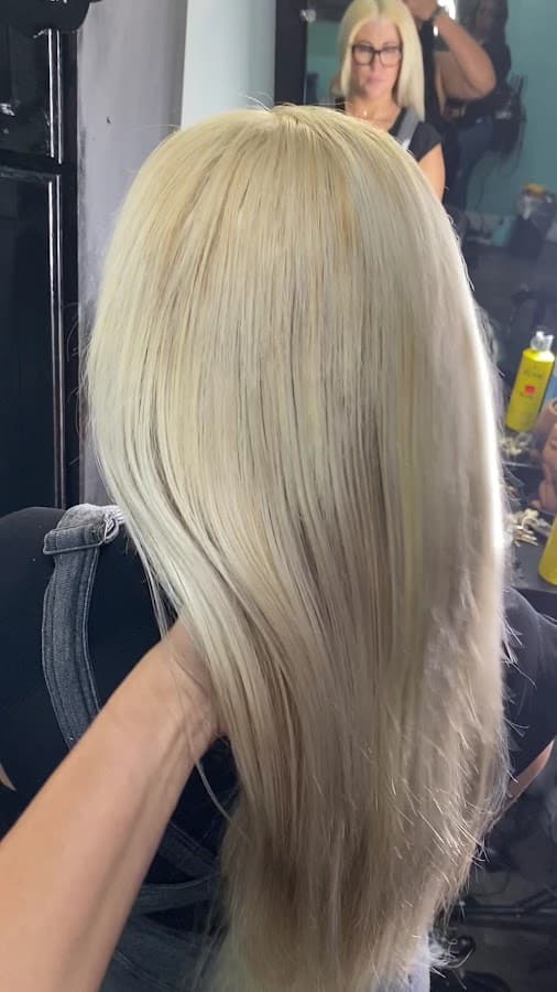 Exclusive Hair Care Salon & Spa — foto