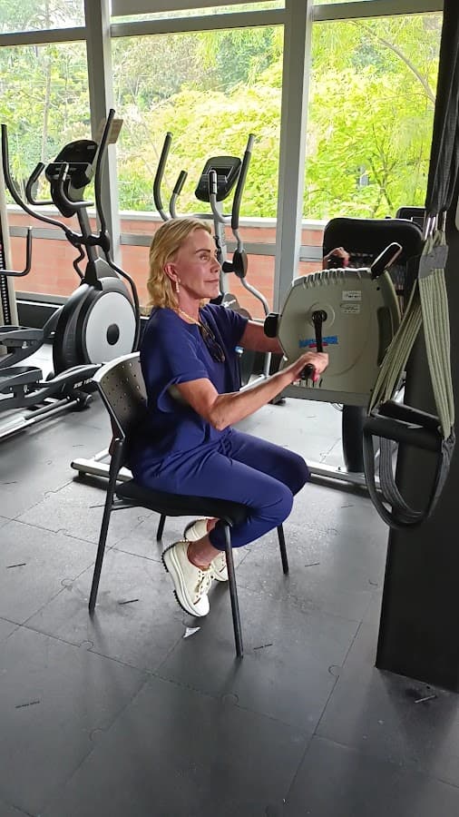 fisioterapia y rehabilitación cardiopulmonar Clínica El Rosario — foto