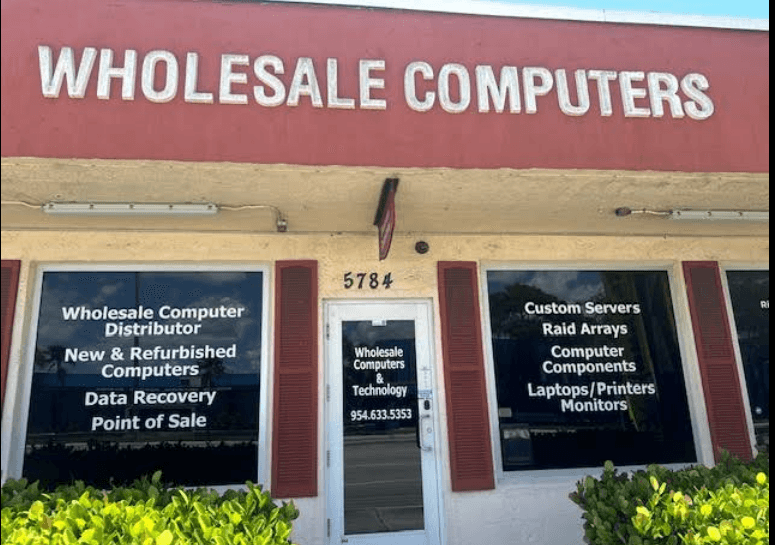 Wholesale Computers & Technology, LLC — foto