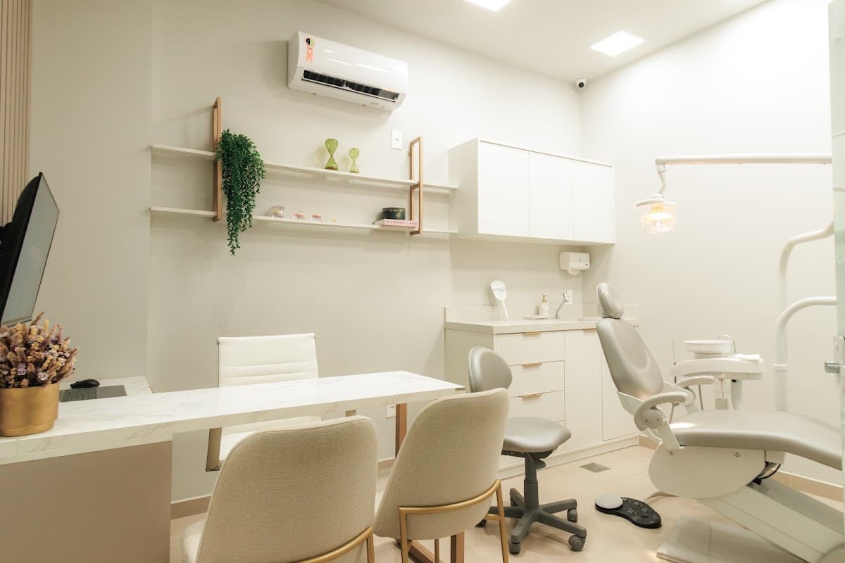 Odontomais Odontologia | Dentista em Itapema — foto