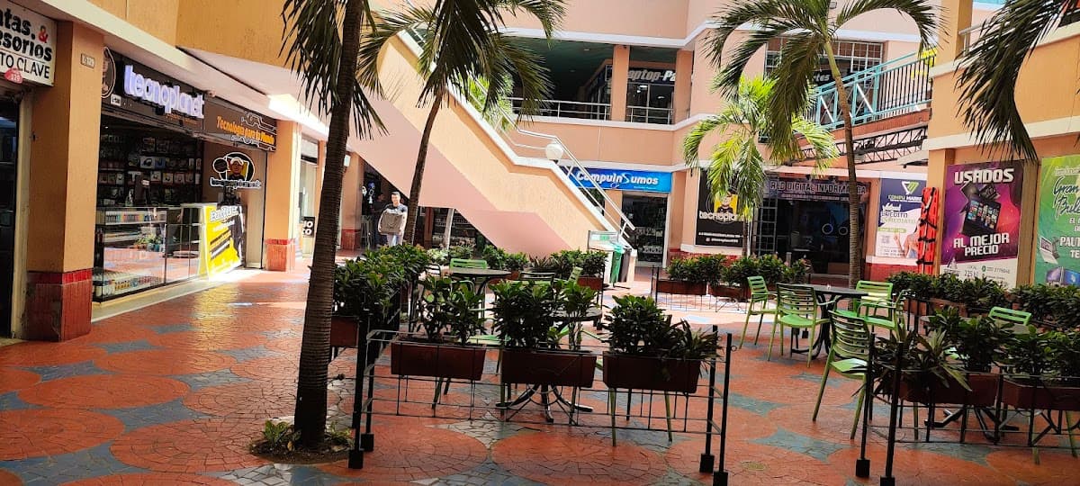 Centro Comercial Gran Bulevar — foto