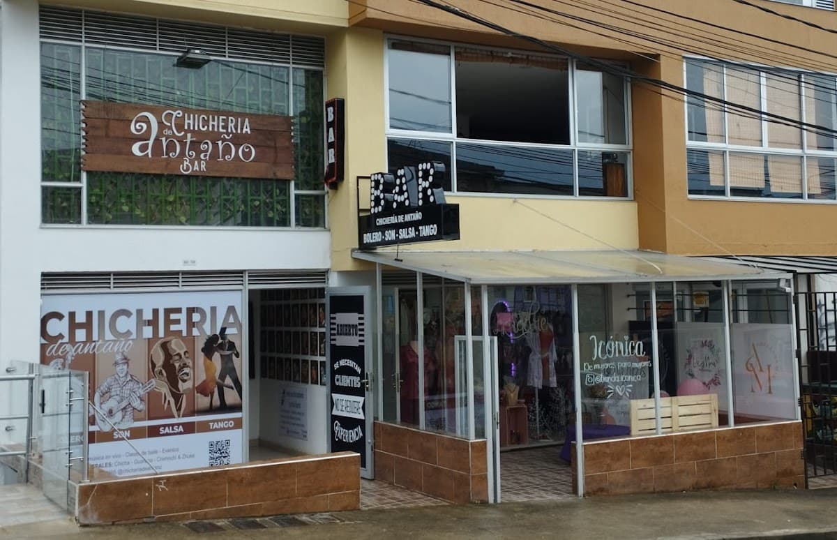 Chichería de Antaño bar