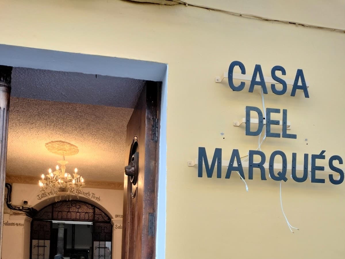 Casa del Marqués Plaza comercial en el Centro Histórico de Quito