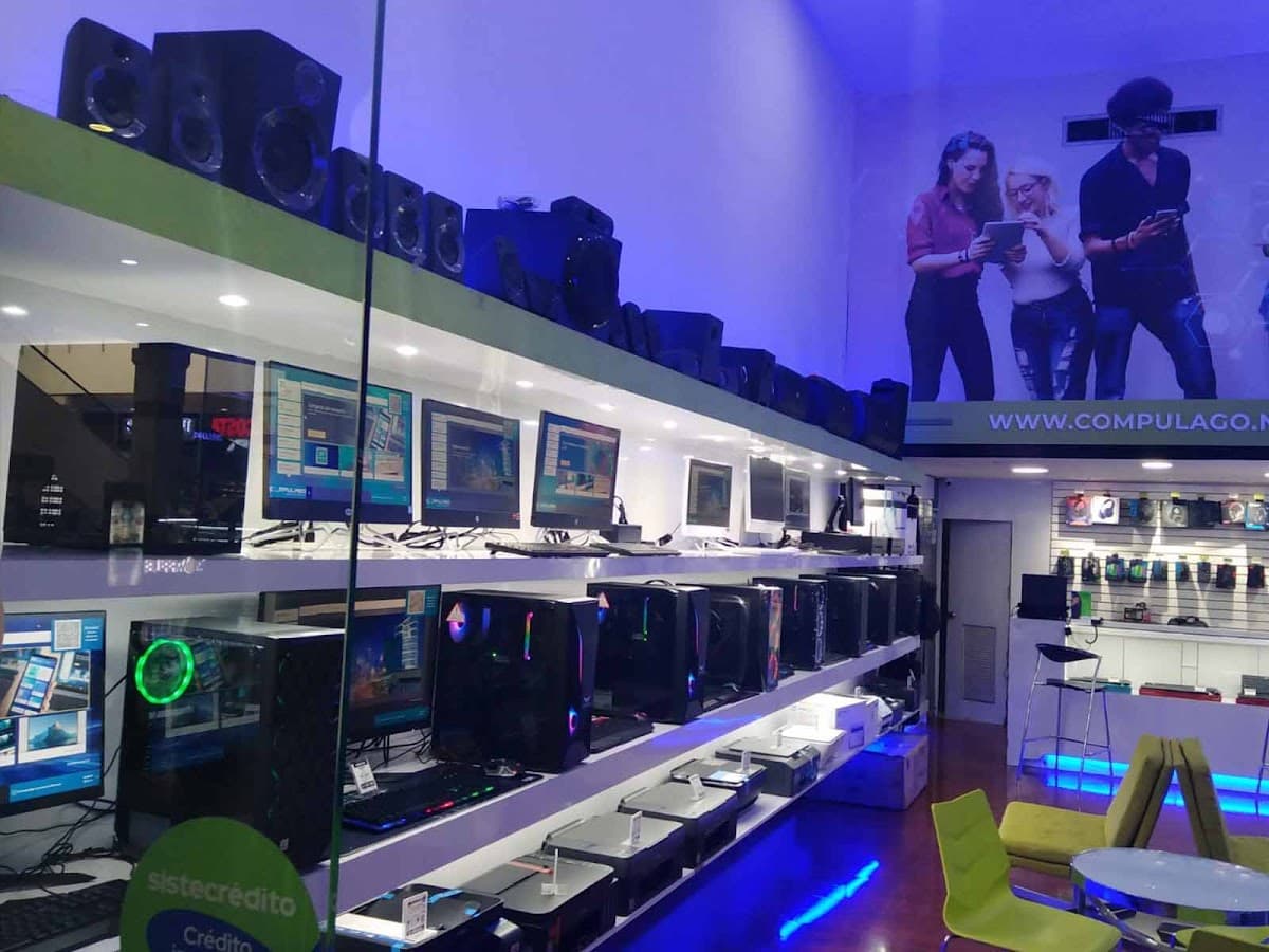 COMPULAGO SANTA MARTA CENTRO COMERCIAL OCEAN MALL — foto
