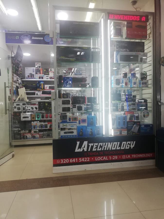 LA_TECHNOLOGY - TIENDA DE TECNOLOGÍA & ACCESORIOS — foto