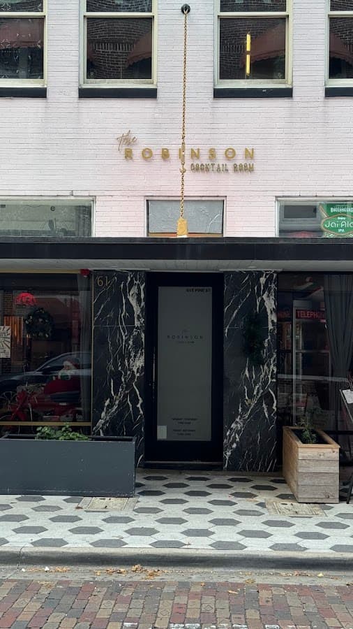 The Robinson Cocktail Room