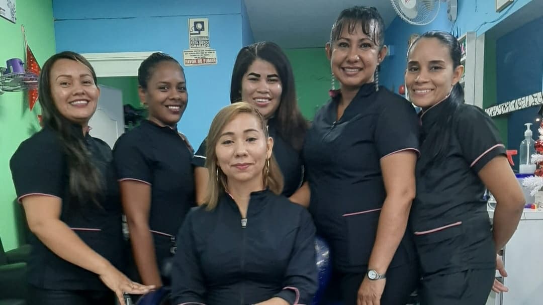 Salon de Belleza Karolay