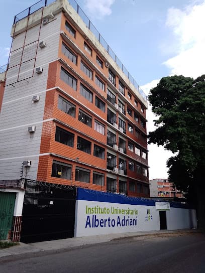 Instituto Universitario Alberto Adriani — foto