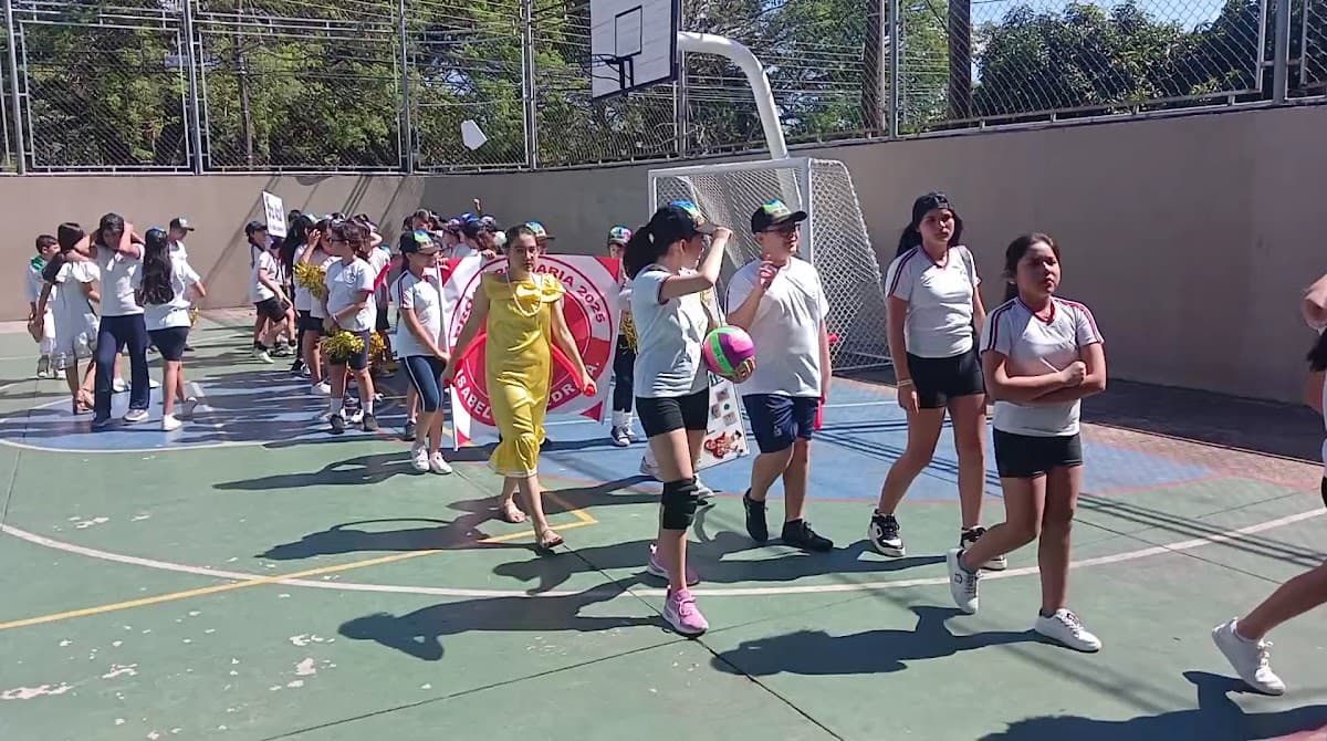 Colegio Isabel Saavedra — foto