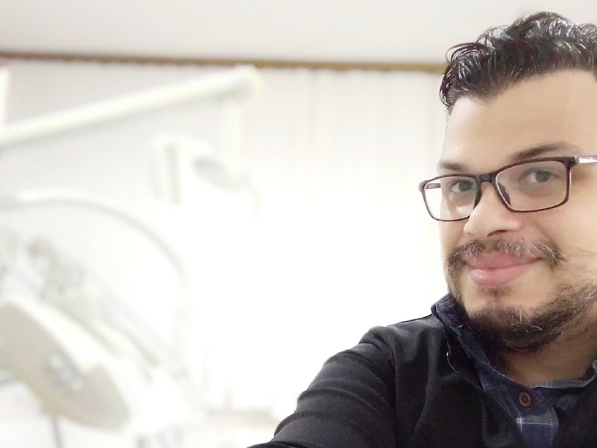 Dr. Luis Marcano - Prótesis Dental