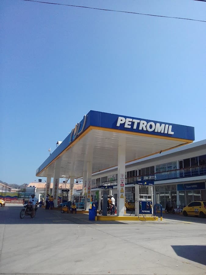 Centro Comercial Bastídas