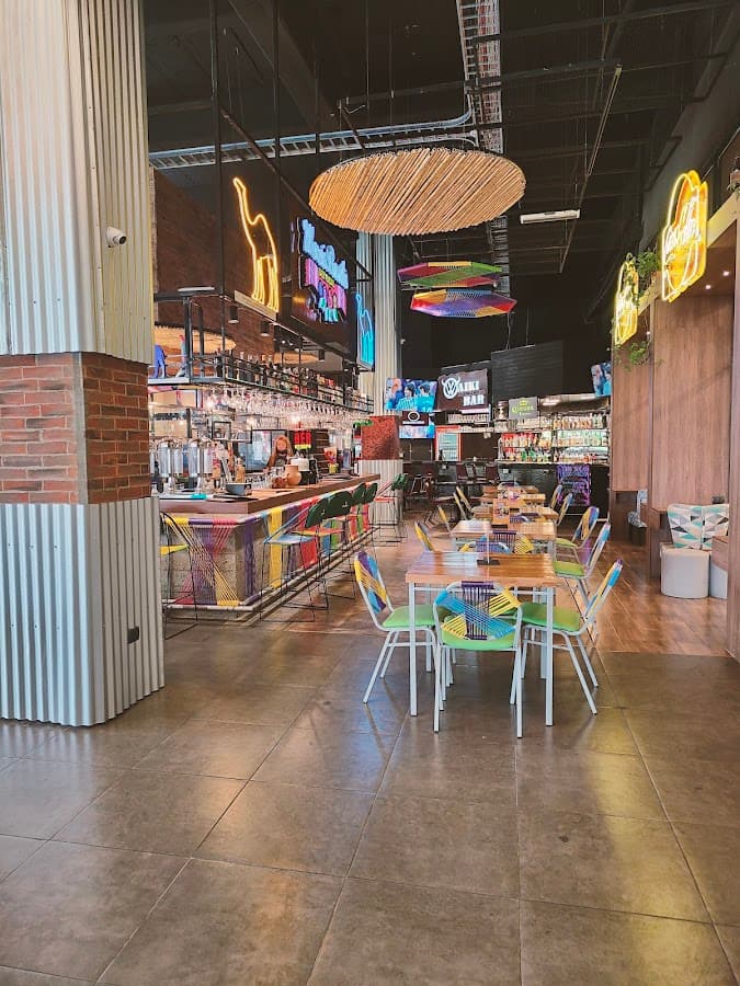 Centro Comercial MegaCenter Cochabamba — foto