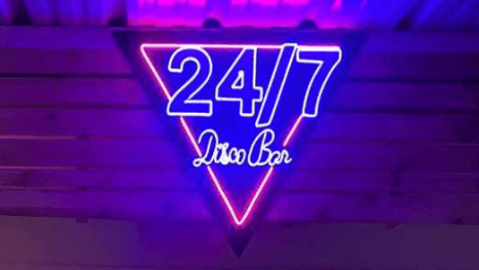 24/7 Disco bar — foto