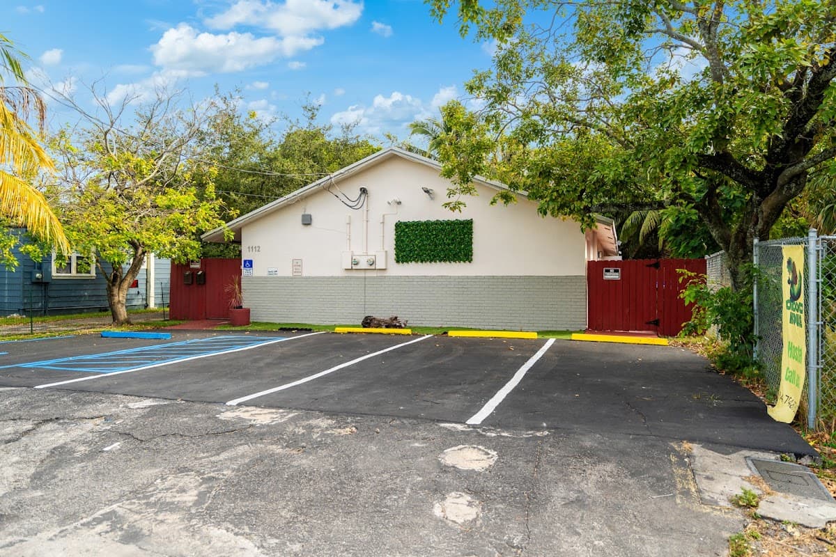CROCODHOUSE — foto