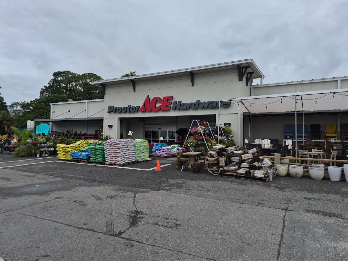 Curry-Thomas Hardware Stores — foto