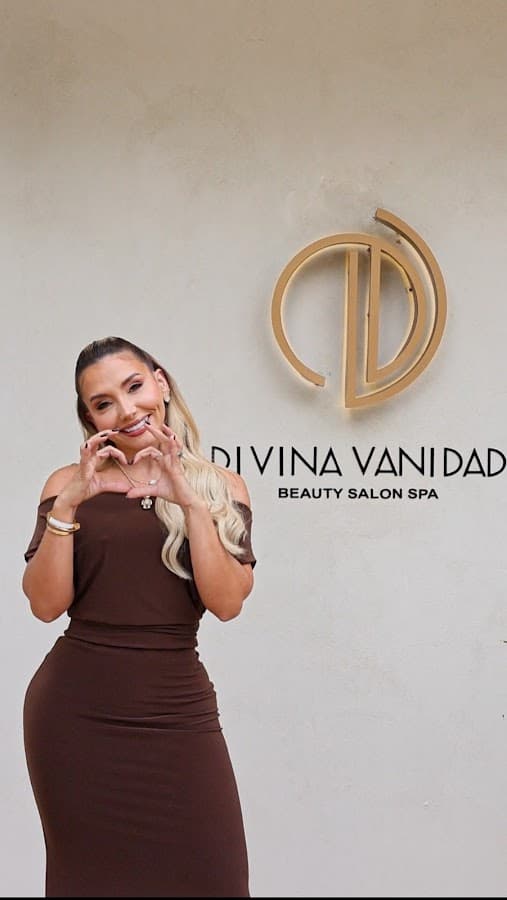 Divina Vanidad