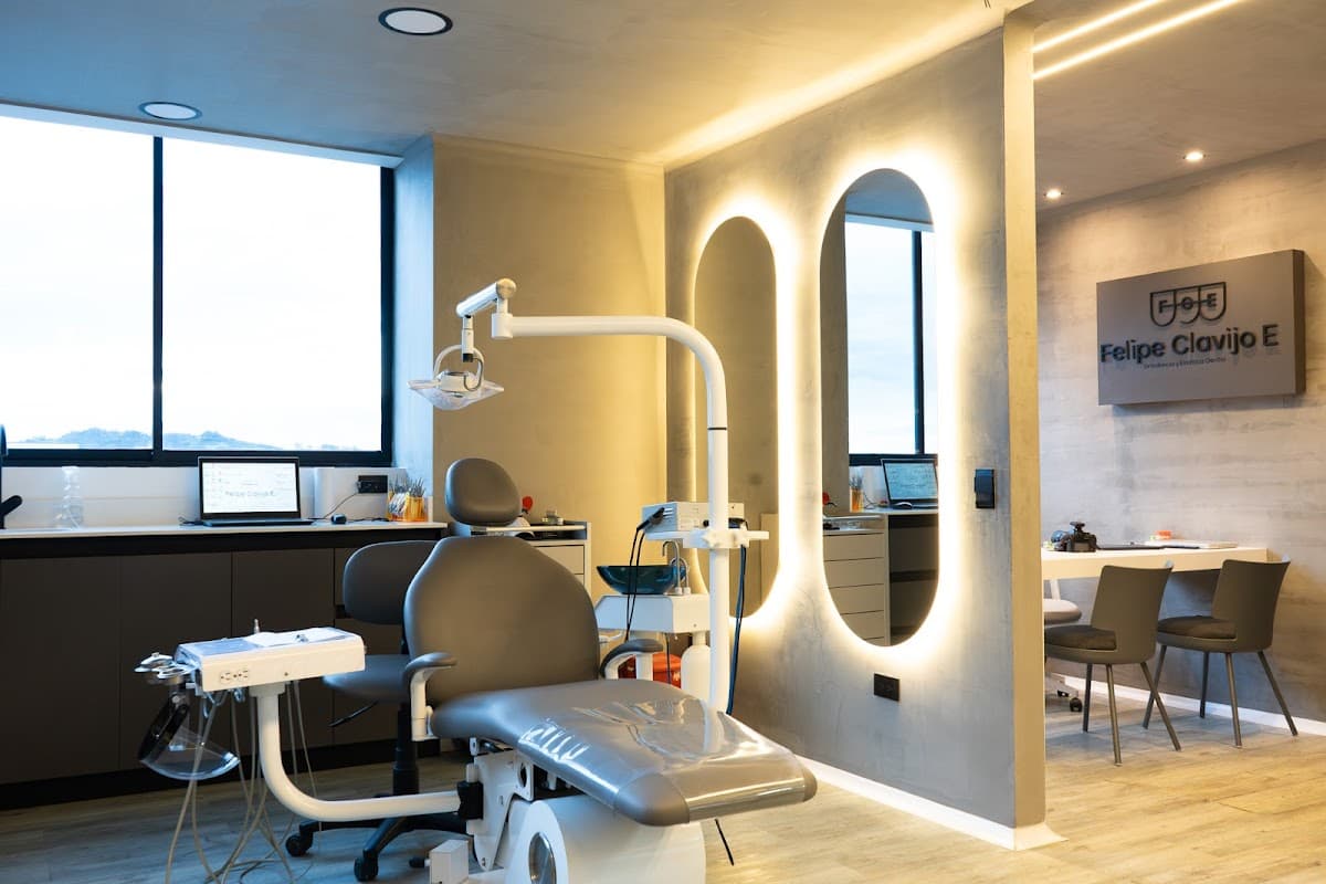 Felipe Clavijo Ortodoncia y Estética Dental — foto