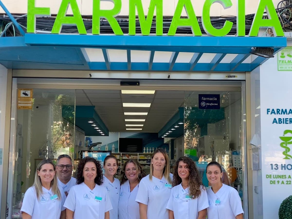 Farmacia Alameda 33 — foto