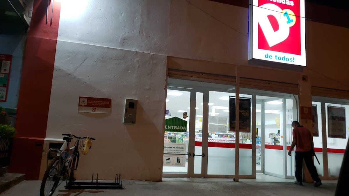 Tienda D1 — foto